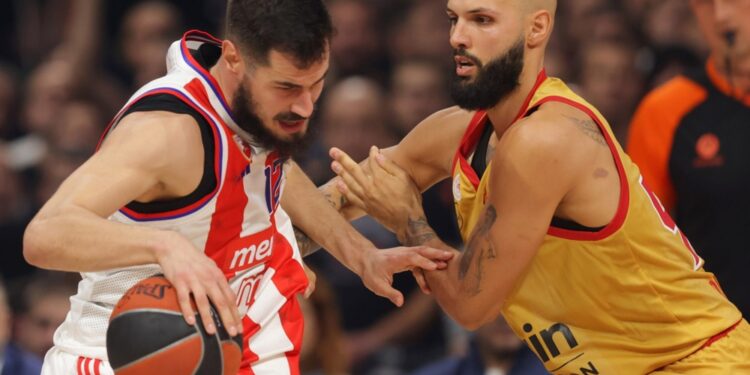 Zvezda ubedljiva protiv Olimpijakosa
