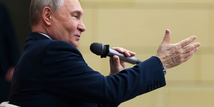 Tramp se obratio Putinu