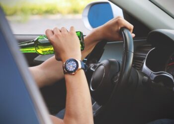 Alkoholisan i drogiran vozio 145 km/h na delu puta gde je brzina ograničena na 80
