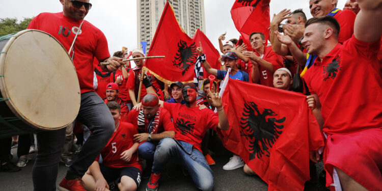 Hodžaj: Saradnja između Albanije i Kosova više ne postoji