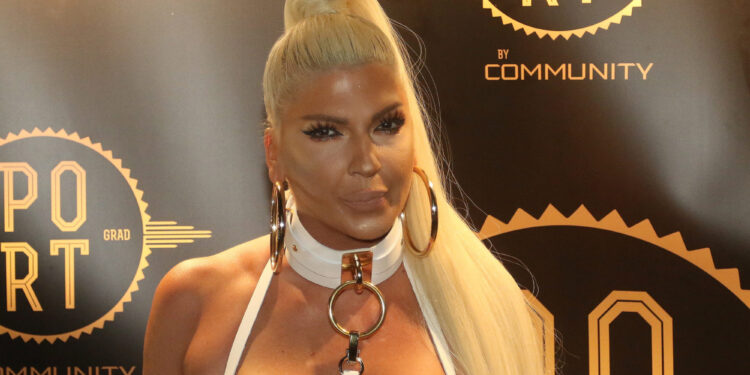 Grom iz vedra neba! Jelena Karleuša se kandiduje za predsednika Srbije, evo i kada