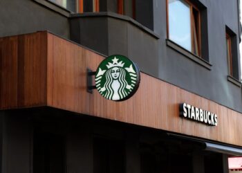Štrajk zaposlenih u Starbaksu proširio se na devet saveznih američkih država
