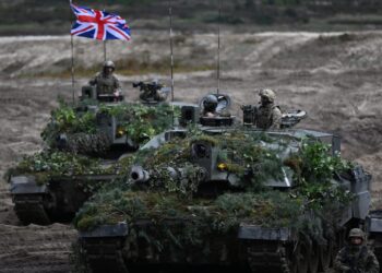 “Politiko”: London i Pariz planiraju da pošalju trupe u Ukrajinu