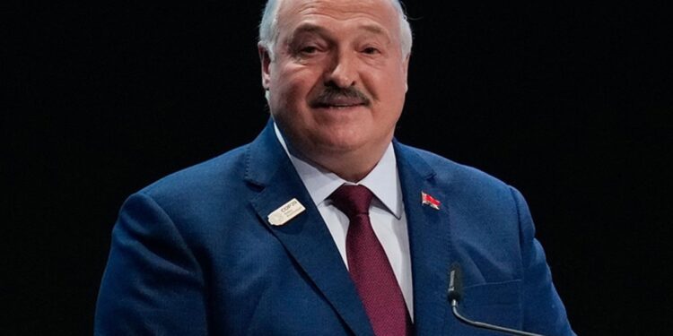 Izlazne ankete: Lukašenko osvojio oko 87 odsto glasova