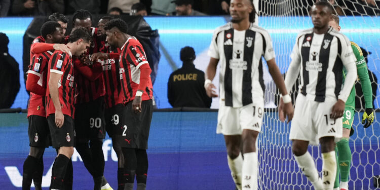 Fudbaleri Milana pobedili Juventus i plasirali se u finale Superkupa Italije