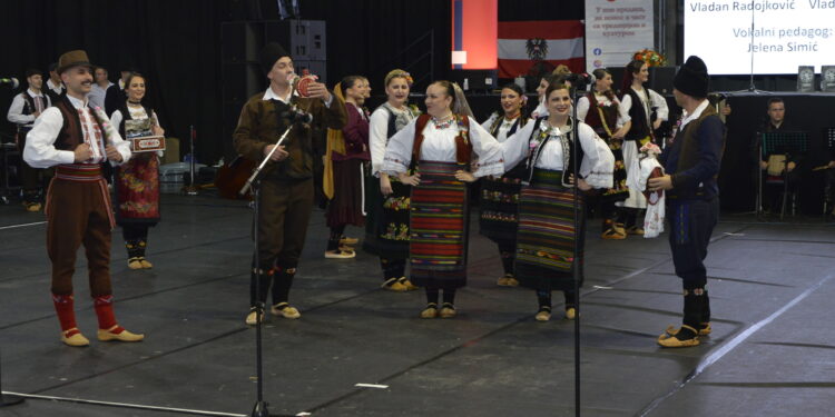 Praznik igre na jubilarnoj Smotri