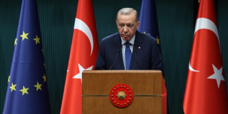Erdoganov “hladan tuš” za Trampa
