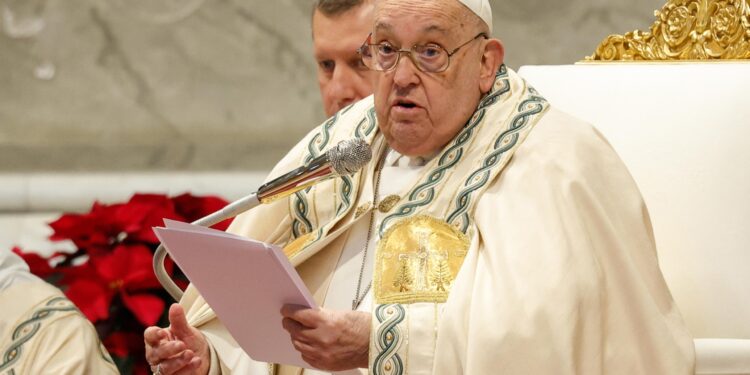 Papa Franja i dalje u kritičnom stanju