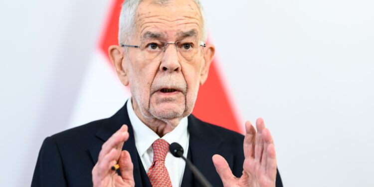 Predsednik Austrije zatražio: Formirajte vladu bez FPO