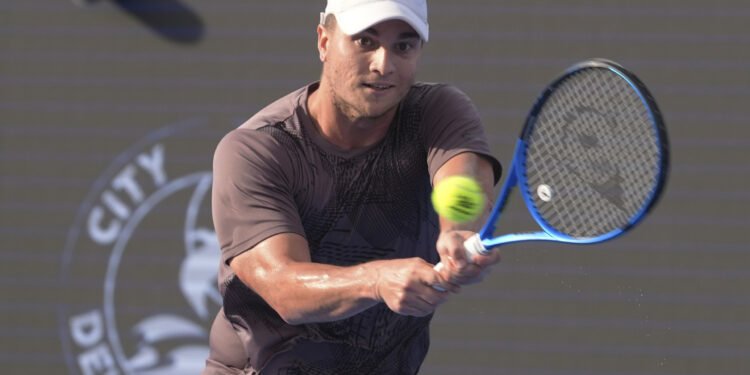 Srpski teniser Miomir Kecmanović osvojio ATP turnir u Delrej Biču