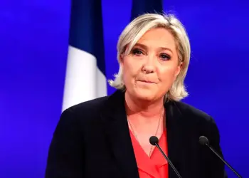 Le Pen: Odluka Bele kuće o prekidu isporuka američkog oružja Ukrajini za osudu