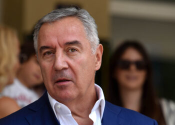 Đukanović najavio tužbu protiv Agencije za sprečavanje korupcije