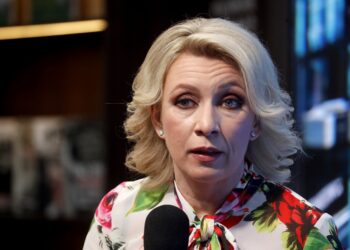Zaharova: Nadam se normalizaciji situacije u Srbiji i povratku u škole i na fakultete