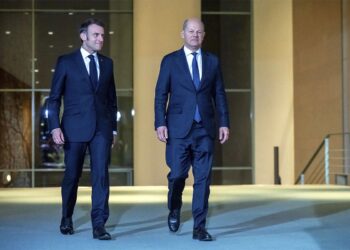 Prvo reagovanje Nemačke i Francuske posle razgovora Trampa i Putina