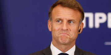 Makron se večeras obraća naciji zbog najvećih izazova pred svetom