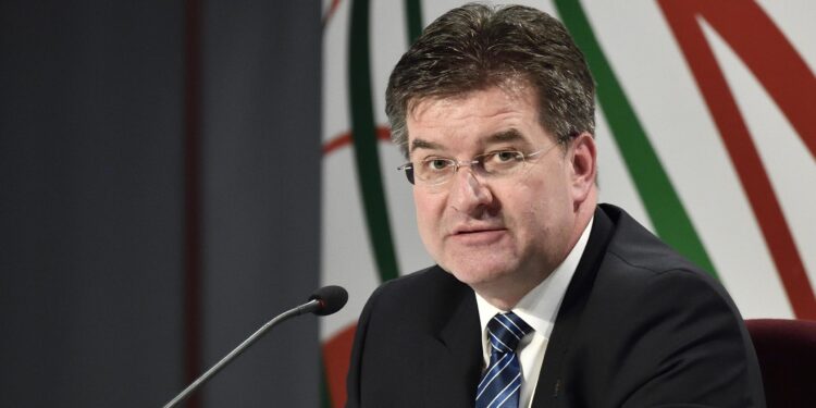 Miroslav Lajčak postao savetnik Fica