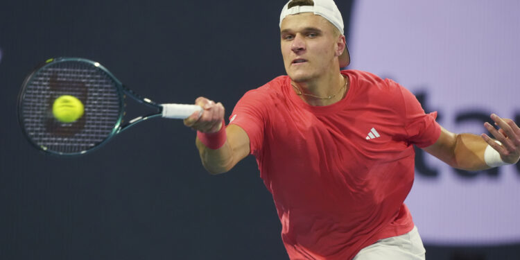 Novak Đoković igra protiv Jakuba Menšika u finalu Majamija sutra oko 20 časova