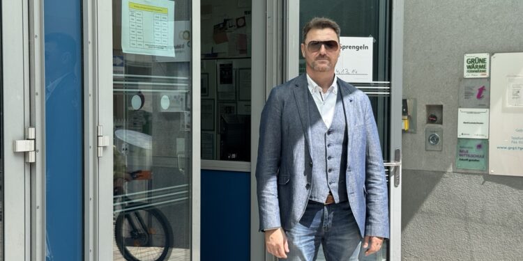 Zatvorena glasačka mesta u Beču, među kandidatima i Srbin Ilija Tufegdžić