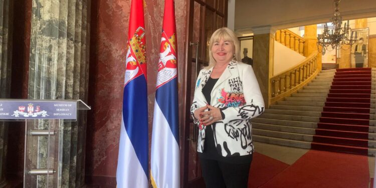 Počasna gramata instituta „Diana Budisavljević” za Svetlanu Matić iz Beča