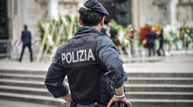 U Italiji uhapšene 22 osobe osumnjičene da su učestvovale u prevarama starijih ljudi