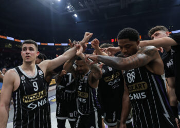 Košarkaši Partizana pobedili Crvenu zvezdu u derbiju ABA lige