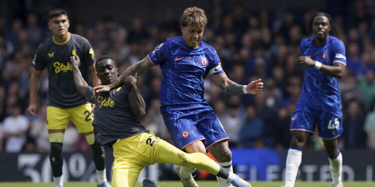 Fudbaleri Čelsija pobedili Everton u 34. kolu Premijer lige