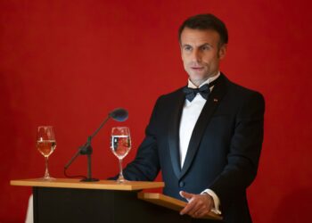 Ruski ambasador: Neosporno da se Makron umešao u izbore u Rumuniji