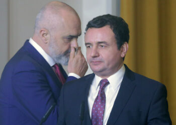 “Stranke u Albaniji ravnodušne prema Kosovu u kampanji, odnos Rame i Kurtija neće biti bolji”