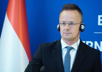 Sijarto: Proterali smo špijune!