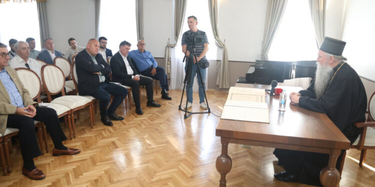 Mitropolit Joanikije: Pristrasno pisanje istorije ne leči traume naroda