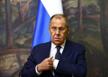 Lavrov: Zapad neće uspeti