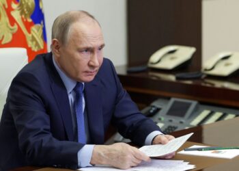 “Putin da posreduje u sukobu”