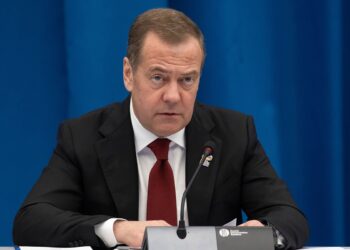 Medvedev odgovorio Trampu: Rusija ne namerava da isporuči Iranu nuklearno oružje