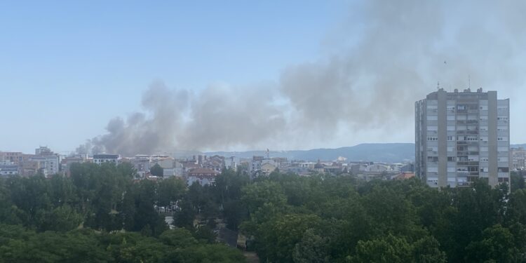 Gori deponija kod Kragujevca: Neprijatan miris širi se gradom