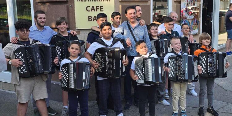Harmonika veže Beč i Sokobanju