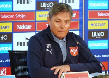Burna Piksijeva konferencija pred Albaniju