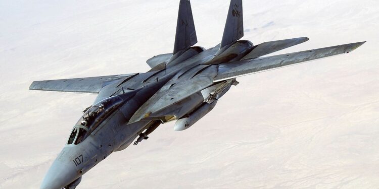 Dronovi uništili dva lovca F-14