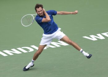 Tenis, padel, badminton – meč lopta za pamćenje pre „pomračenja“ Rusa (VIDEO)