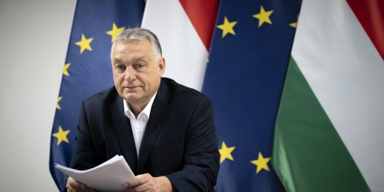 Orban: Za uspostavljanje mira u Ukrajini potreban susret Putina i Trampa