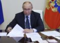 Putin smenio ministra