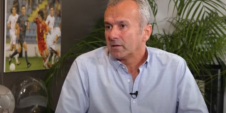 Priveden Dejan Savićević