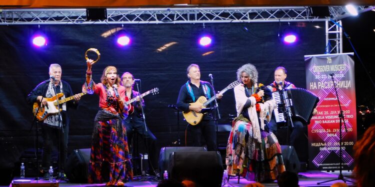 Muzičke arije obojile Loznicu