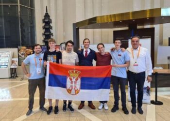 Fantastična šestorka: Mladi matematičari iz Srbije pokorili svet!