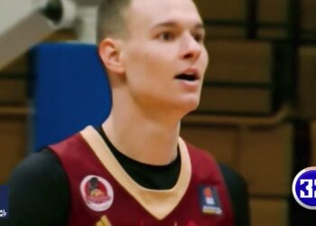 Tri prsta u Splitu: Srpski košarkaš platio kaznu od 550 evra