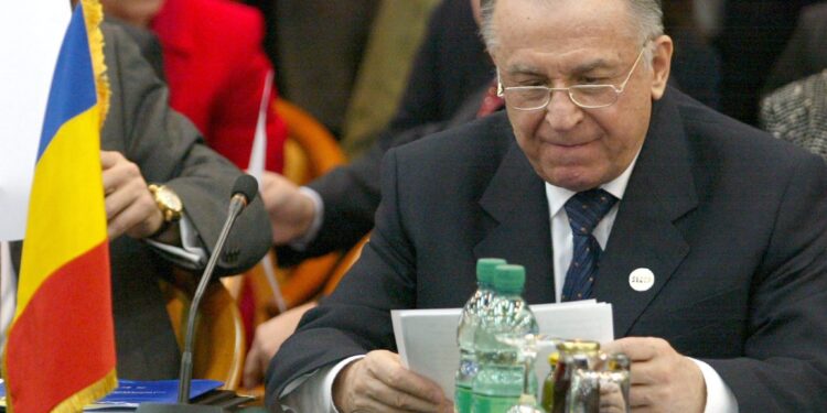 Preminuo bivši predsednik Rumunije Jon Ilijesku