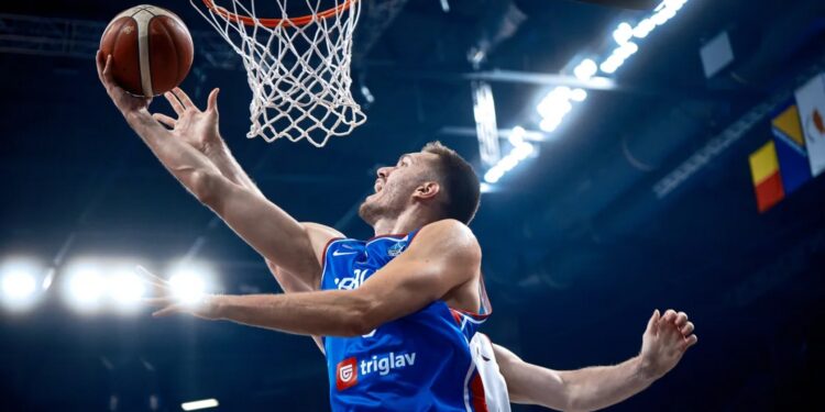 Pade Letonija! Jokić nije košarkaš već umetnik