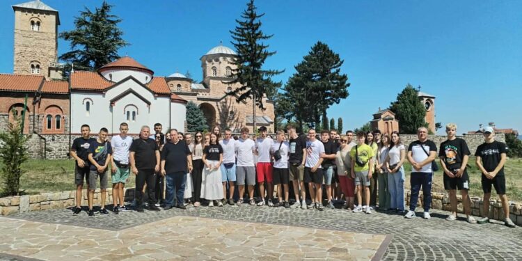 Mostovi prijateljstva: Omladina sa Kosova i Metohije u poseti Kraljevu i Vrnjačkoj Banji