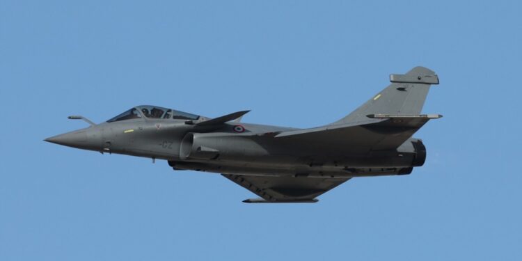 Francuska poslala Poljskoj “rafale” koji mogu da nose nuklearno oružje
