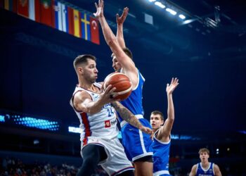 Pad na listi FIBA: Srbija treći favorit za titulu