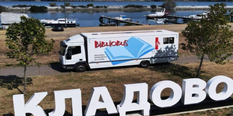 Knjige na točkovima: Mobilne biblioteke spajaju ljude i znanje